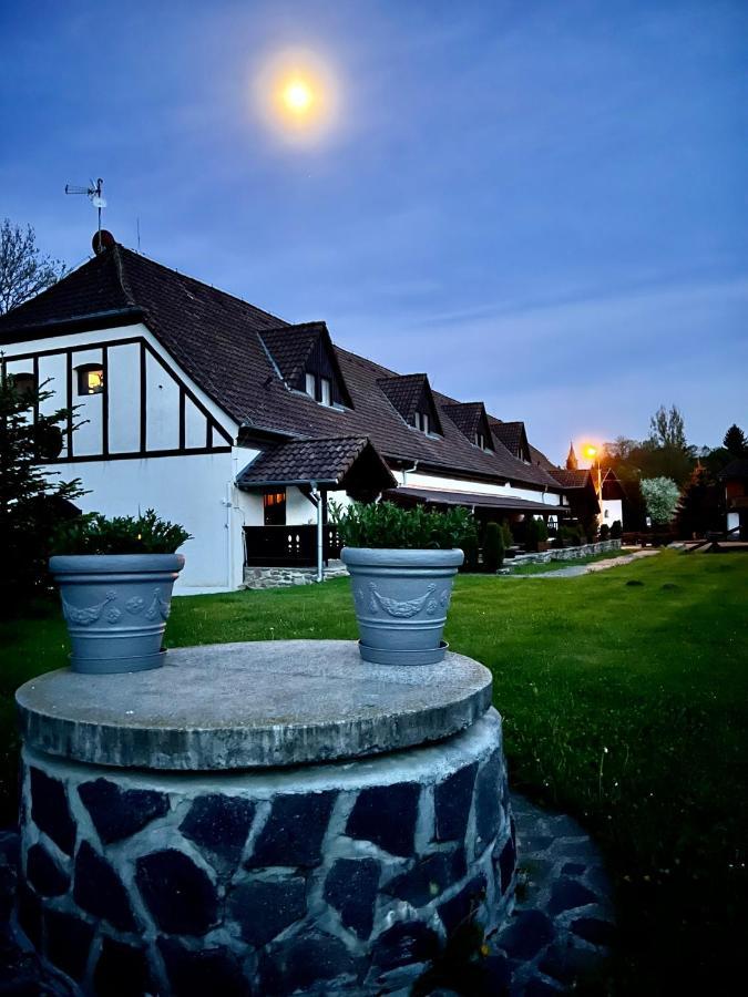 Hotel Jiřičná Sušice Exterior foto
