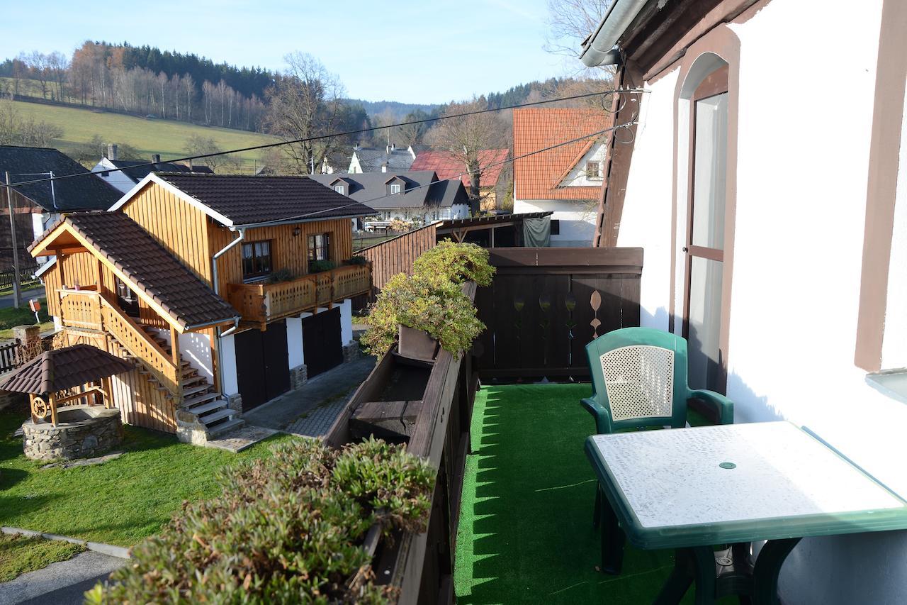 Hotel Jiřičná Sušice Habitación foto