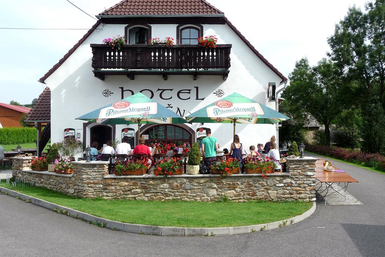 Hotel Jiřičná Sušice Exterior foto